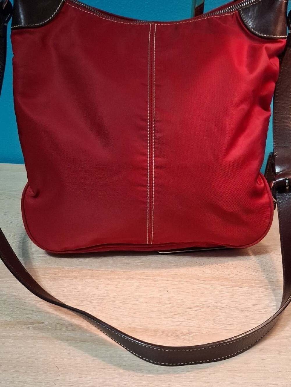 Dooney & Bourke Wayfarer Red Nylon Hobo Shoulder Bag with Brown Trim - Picture 10 of 15